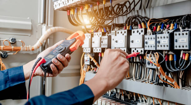 Best Circuit Breaker Repair  in Pinardville, NH